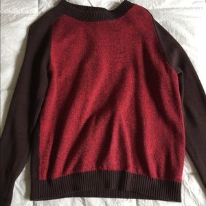 GAP sweater